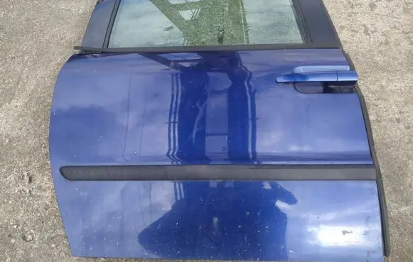 Fiat Ulysse Rear door melynos