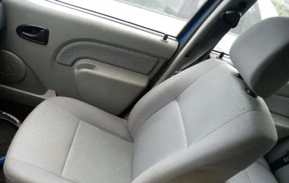 Front passenger seat