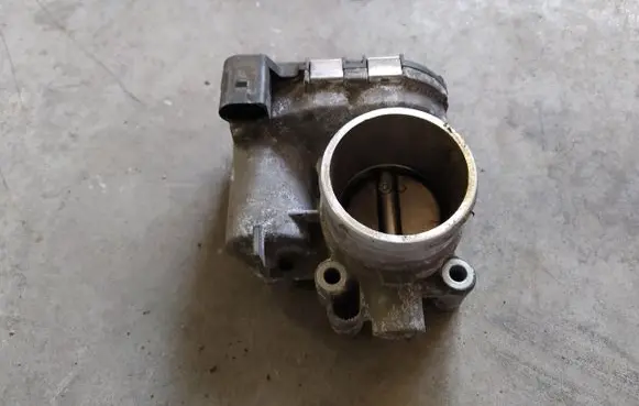 Ford Fiesta Throttle body valve 