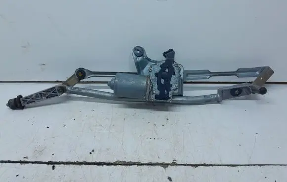 Volvo S60 Front wiper linkage 8624239