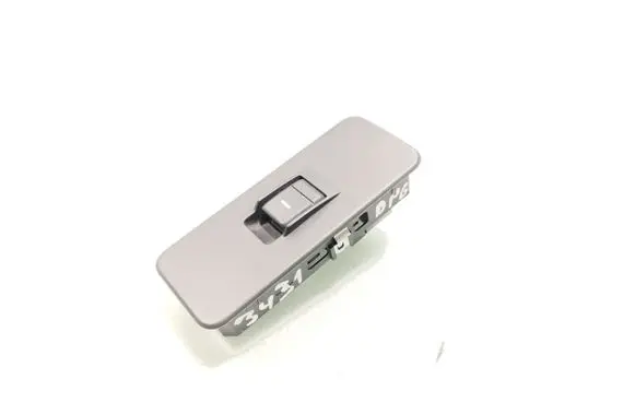 Land Rover Discovery Electric window control switch YUD501070PVJ