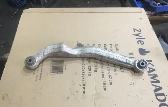 Nissan Qashqai Rear control arm