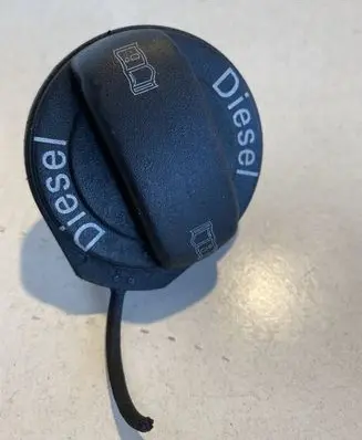 Audi A5 8T 8F Fuel tank filler cap 