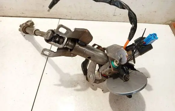 Hyundai Getz Steering wheel axle