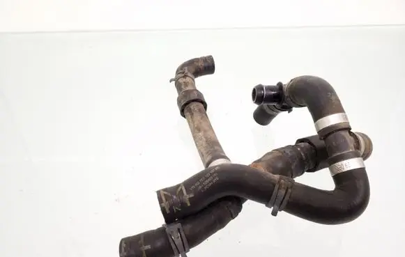 Volkswagen Transporter - Caravelle T5 Engine coolant pipe/hose 8E0121349D 7E0122157BE