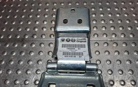 Fiat Ducato Rear door lower hinge S26336099 1388880080