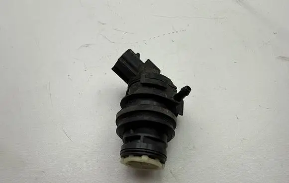 Toyota Prius (XW30) Windscreen/windshield washer pump 8533060180 0602104621