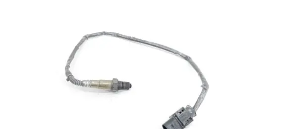 Volkswagen Caddy Lambda probe sensor 03l906262 0281004085