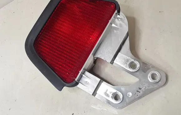 Toyota Avensis T250 Third/center stoplight KOITO0552