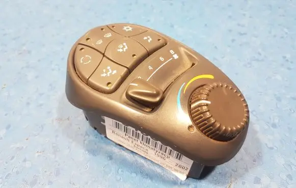 AC 428 Tailgate/trunk/boot open switch 544741000