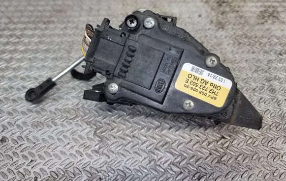 Volkswagen Transporter - Caravelle T5 Acceleration sensor 7H2723503E