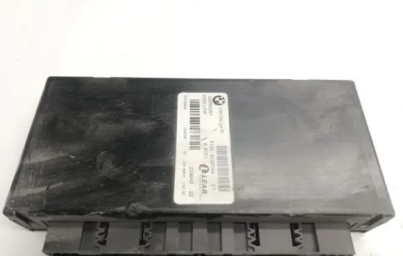 BMW 5 E60 E61 Gateway control module 9133144