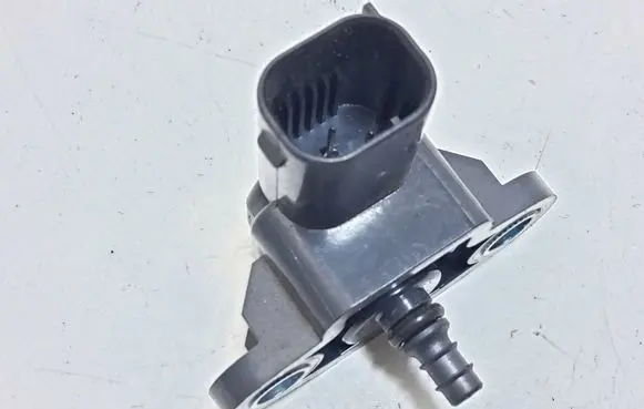 Mercedes-Benz E W212 Air pressure sensor A0051535028 EP9451R3A