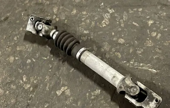 BMW 5 F10 F11 Steering column universal joint 6788156