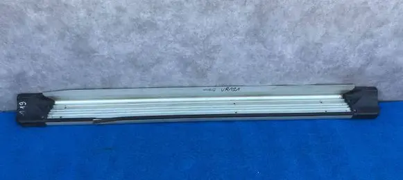 Toyota Hilux (N140, N150, N160, N170) Sill/side skirt trim HIL02