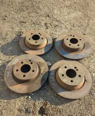 Mercedes-Benz CLS C219 Brake discs and calipers set 