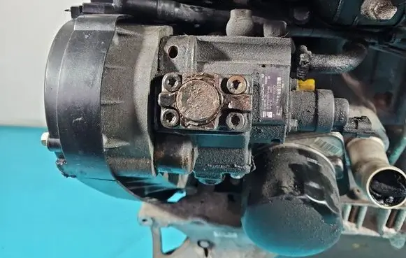 Fuel injection high pressure pump