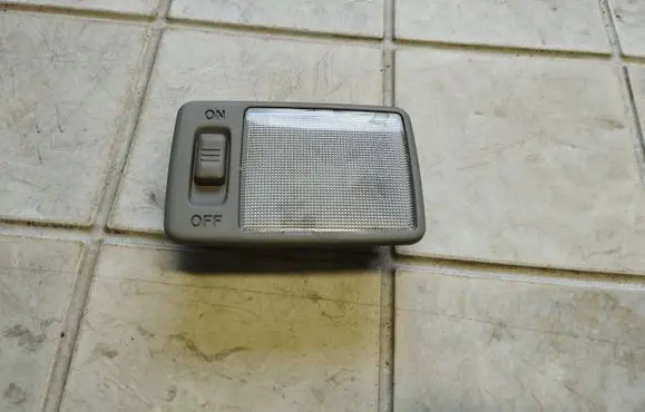 Toyota Prius (XW20) Other interior light