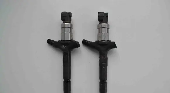 Fuel injectors set