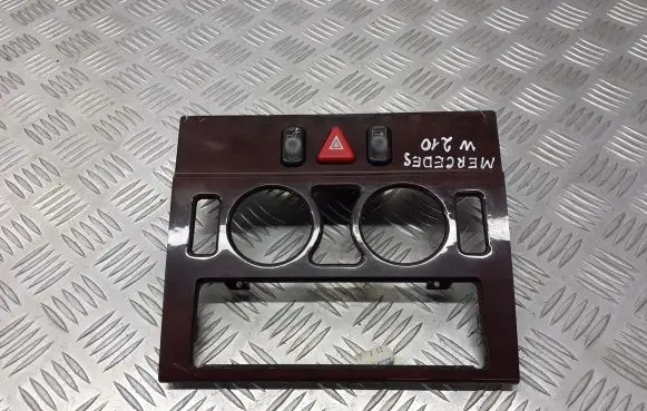 Mercedes-Benz E W210 Radio/GPS head unit trim A21068303081