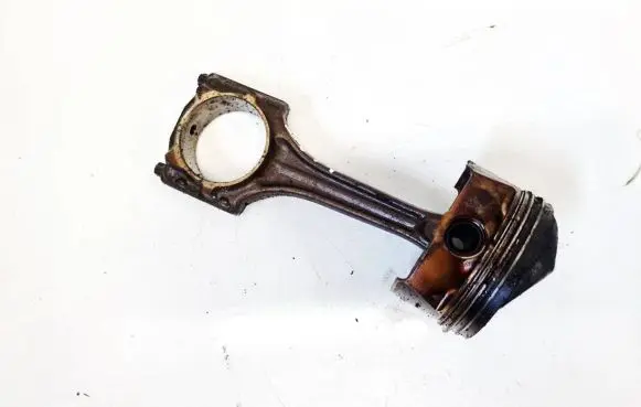 Audi A3 S3 8P Piston with connecting rod