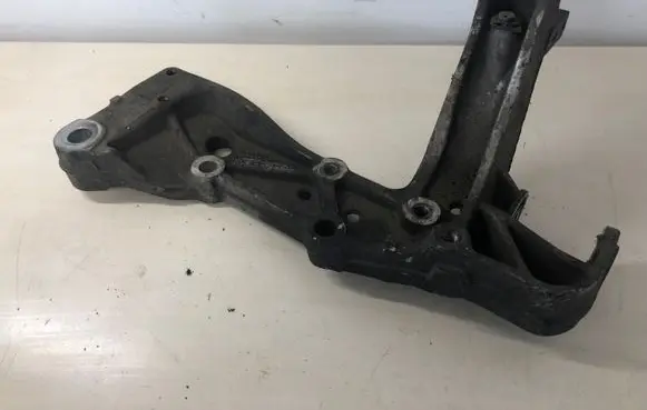 Skoda Superb B6 (3T) Engine mounting bracket 1K0199295F