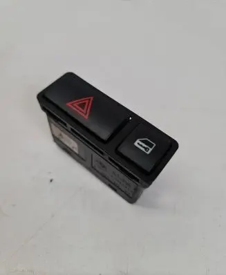 BMW X5 E53 Hazard light switch 8368920