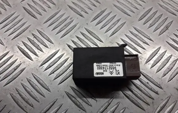 Citroen C2 Adblue control unit 9652174380