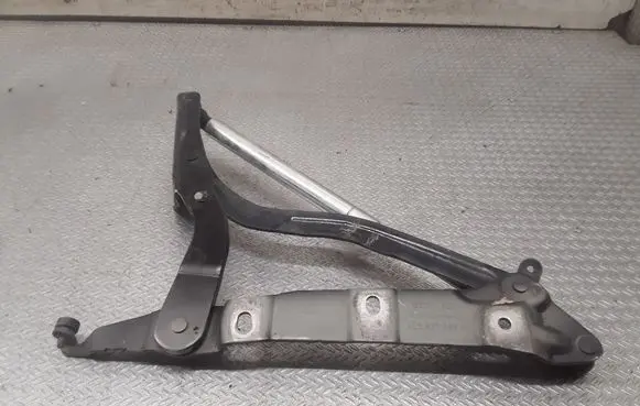Audi A8 S8 D3 4E Tailgate/trunk/boot hinge 4E0827299H
