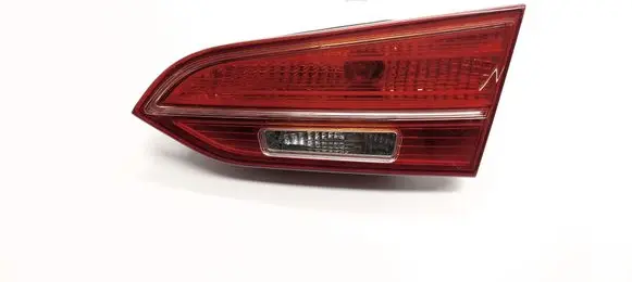Hyundai Santa Fe Tailgate rear/tail lights 924062W0
