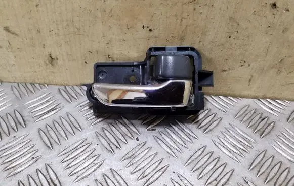 Toyota Avensis T220 Rear door interior handle 6920505020A