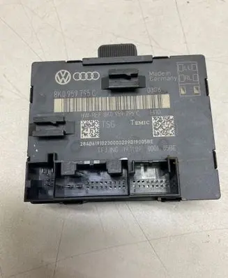 Audi A4 S4 B8 8K Door control unit/module 8K0959795C