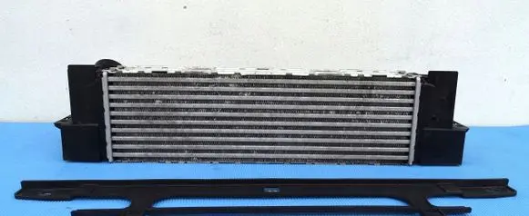 BMW X3 F25 Intercooler radiator 7823570