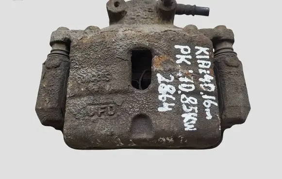 Hyundai i40 Front brake caliper