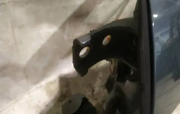 Peugeot 407 Front door upper hinge 