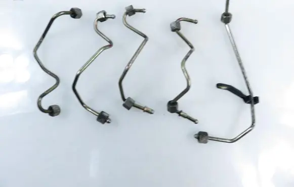 Peugeot 307 Fuel injector supply line/pipe 