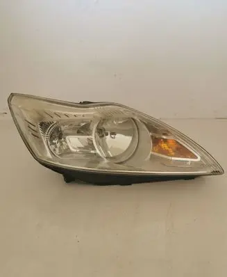Ford Focus Headlight/headlamp 8M5113W029AF