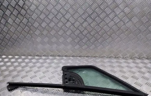 Citroen Berlingo Front vent window/glass (coupe) 43R-000016