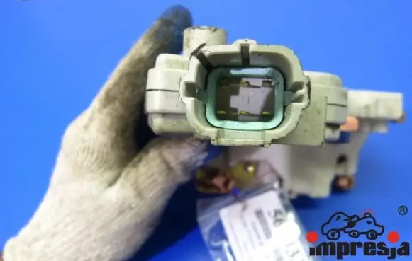 Nissan Primera Front door lock IMPRK566033