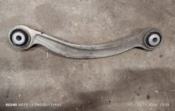 Mercedes-Benz C AMG W204 Rear control arm 20409F12