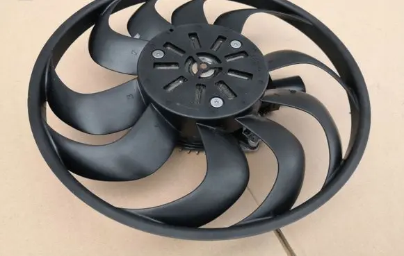 Nissan NV300 Electric radiator cooling fan 500163403