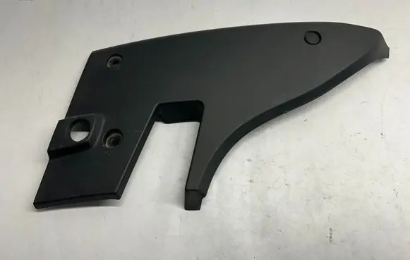Chevrolet Camaro Rear/tail light trim molding 84070692