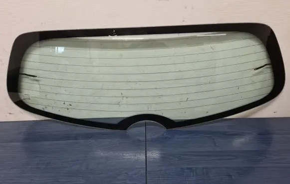 Renault Twingo II Rear windscreen/windshield window 