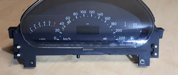 Mercedes-Benz A W168 Speedometer (instrument cluster) A1685406811 1685406811