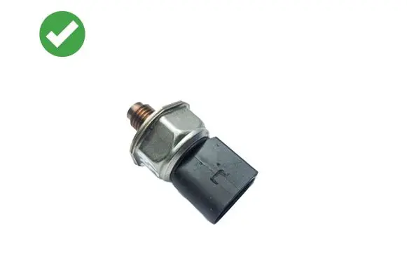 Mercedes-Benz C W204 Fuel pressure sensor 55PP2201 9307Z52A 1024862378