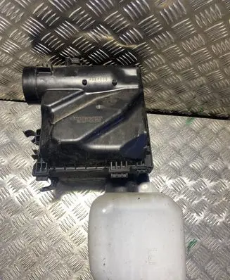 Subaru XV Air filter box
