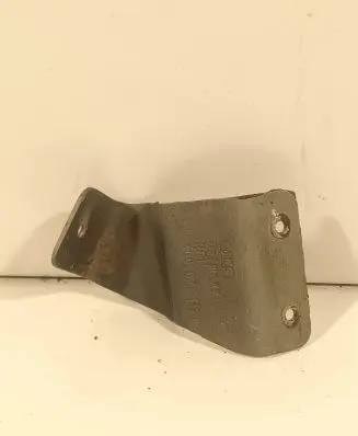 Audi Q7 4L Fender mounting bracket 4L0821139A