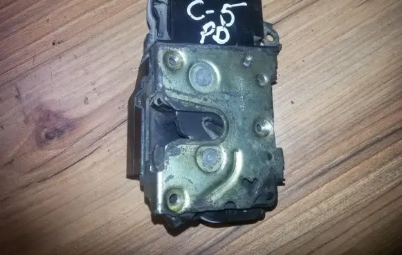 Citroen C5 Front door lock