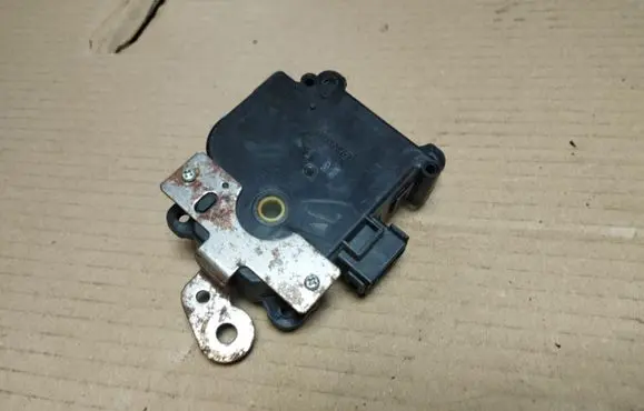 Honda Element Air flap motor/actuator AW0637008750