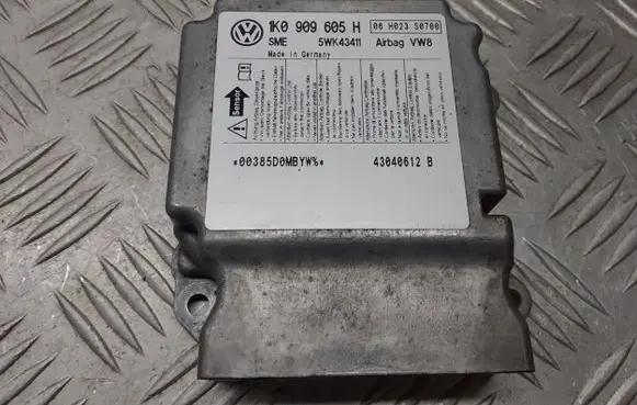 Skoda Octavia Mk2 (1Z) Airbag control unit/module 1K0909605H